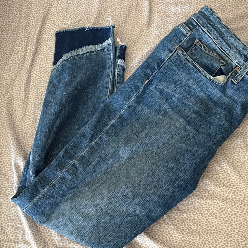 Joe’s ankle cut mid rise jeans! Perfect for summer!